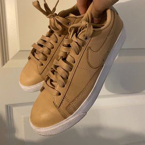 Nike Nude Leather Sneakers (Size 6.5)